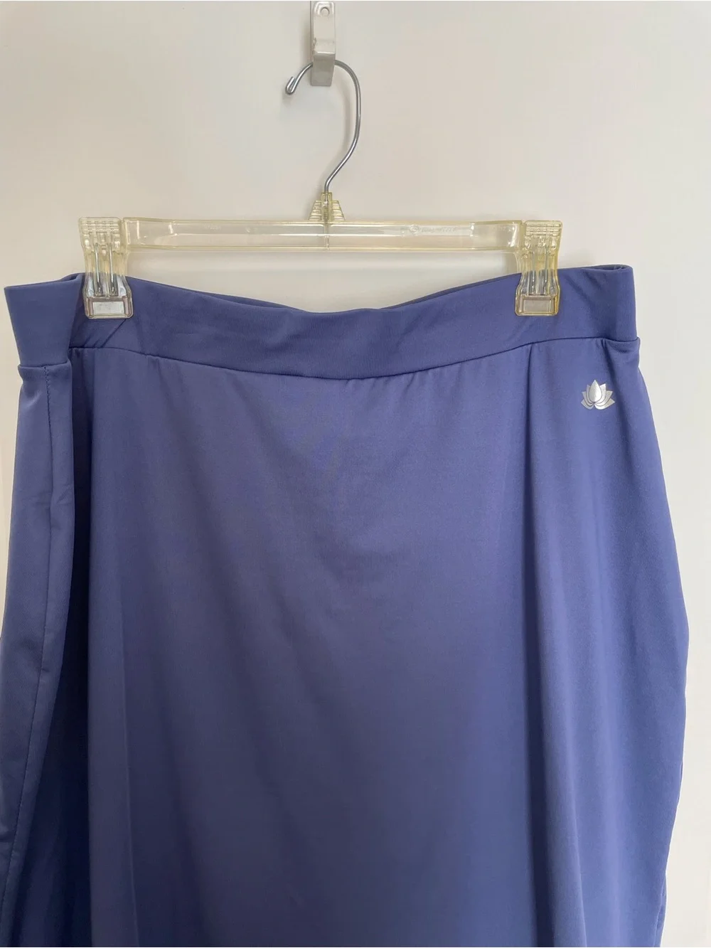 Snoga Athletics midi Skirt - Picture 2 of 6